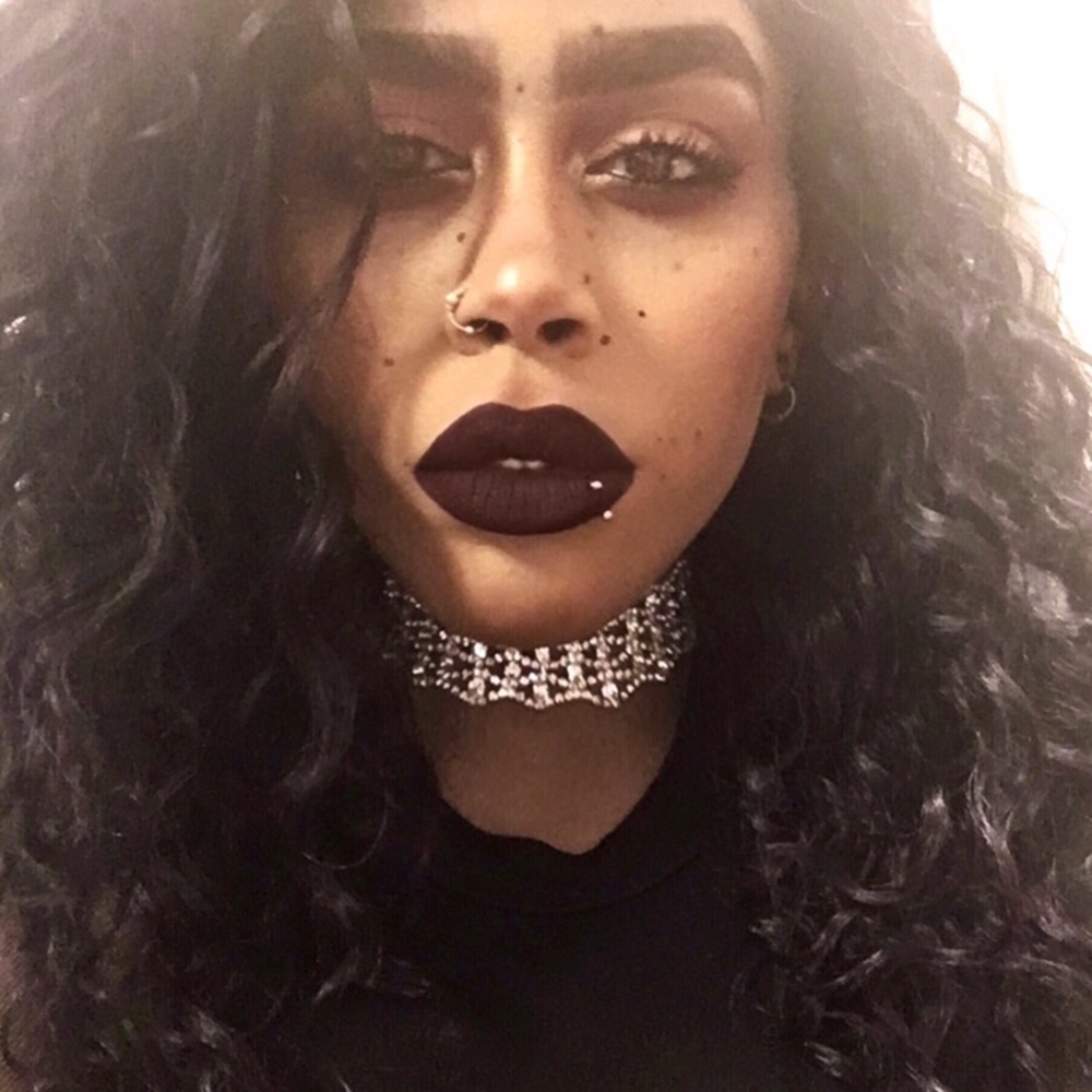 Rhinestone Choker Necklace.